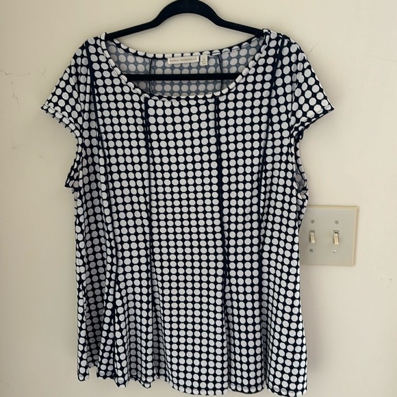 𝅺MARIA GABRIELLE Women’s 2X Plus Blue & White Dot Shirt - Picture 1 of 4